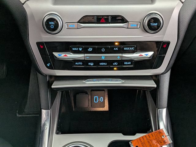 Certified 2023 Ford Explorer XLT w/ Equipment Group 202A AWD/4WD image 29