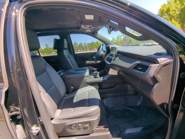 Used 2023 Chevrolet Tahoe Z71 w/ Luxury Package AWD/4WD image 37