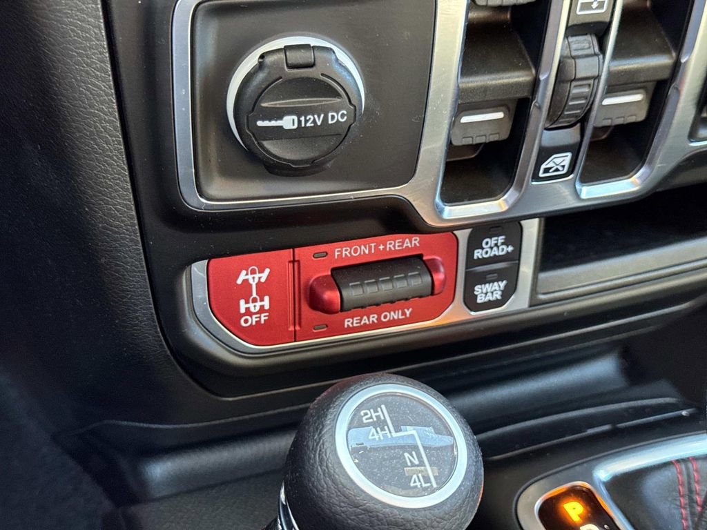 Used 2023 Jeep Wrangler Rubicon image 31