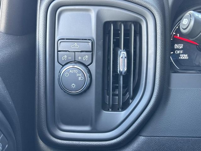 Used 2022 Chevrolet Silverado 1500 Custom image 20
