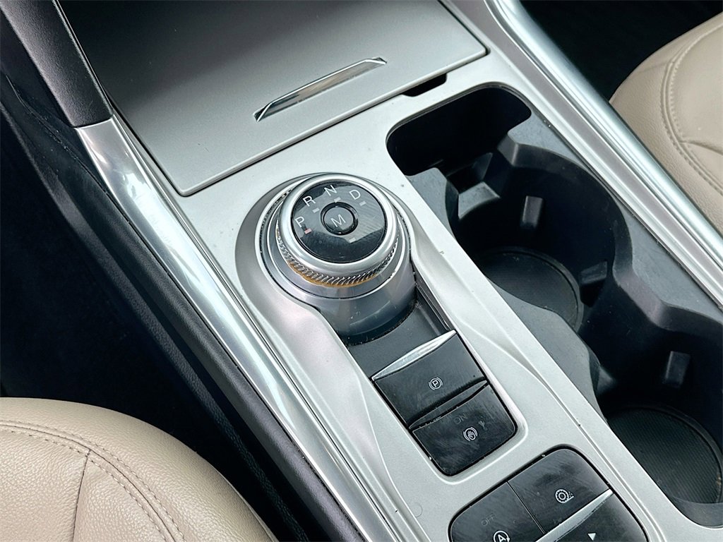 Certified 2020 Ford Explorer XLT w/ Equipment Group 202A image 22