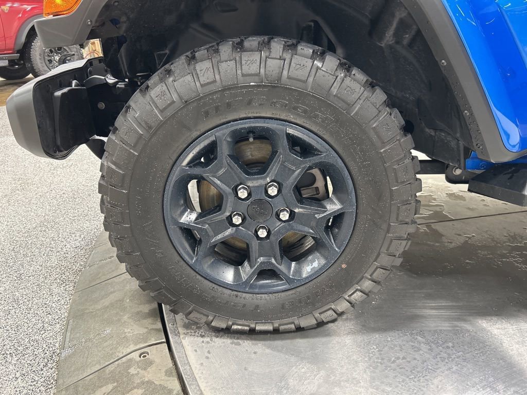 Used 2023 Jeep Gladiator Willys image 24