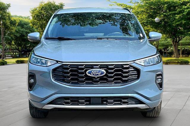 Certified 2023 Ford Escape ST-Line Select w/ Tech Pack #2 AWD/4WD image 3