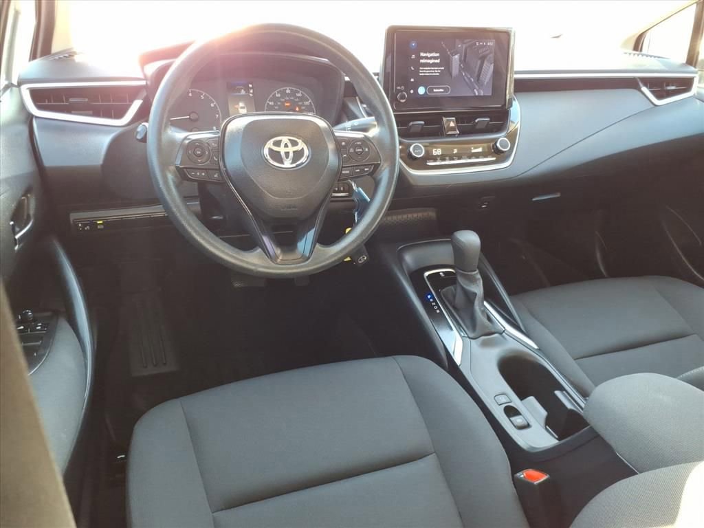 Used 2023 Toyota Corolla LE image 12