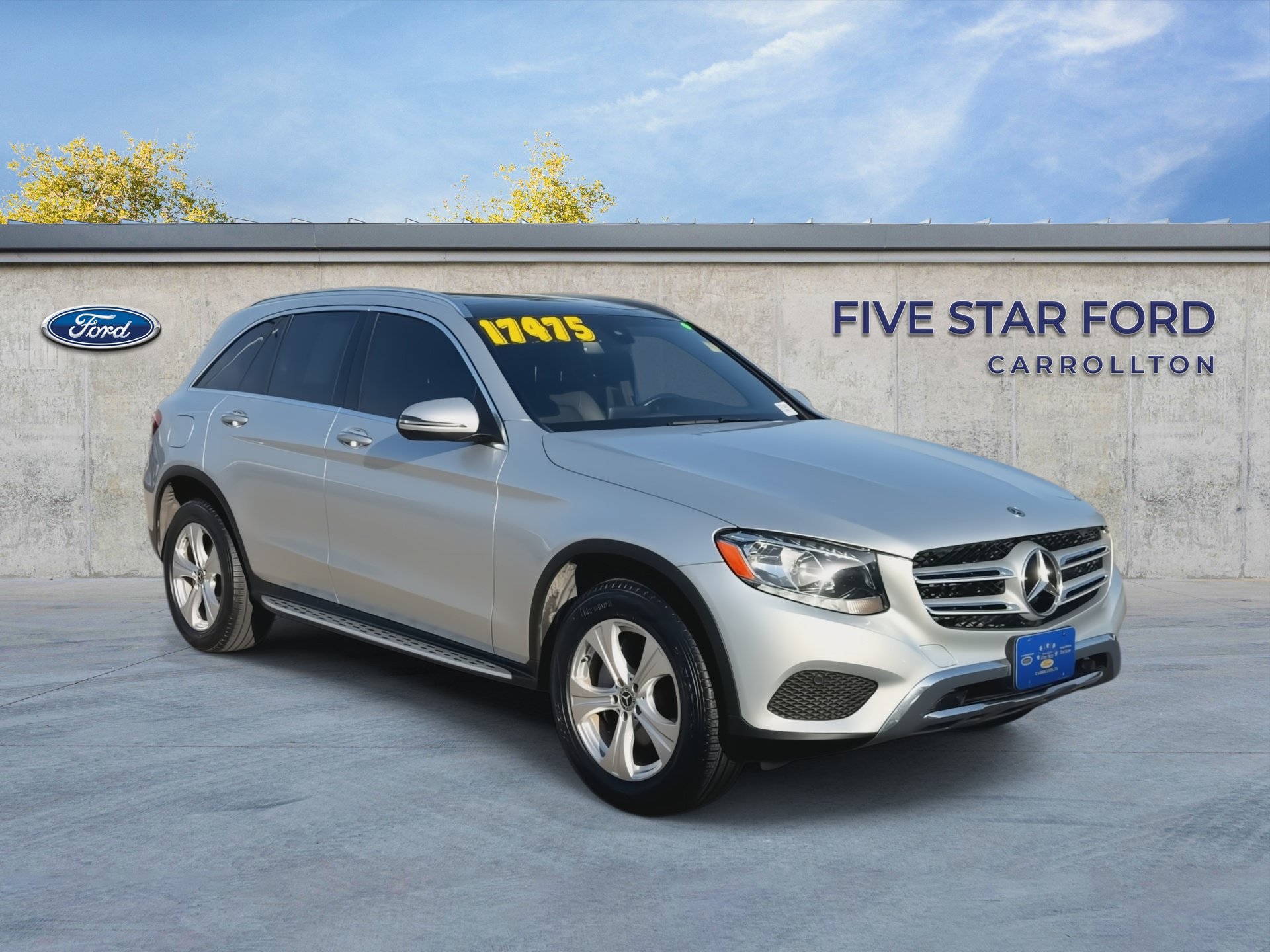 Used 2018 Mercedes-Benz GLC 300 image 2