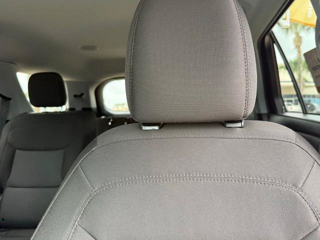 Certified 2024 Ford Explorer XLT RWD image 19