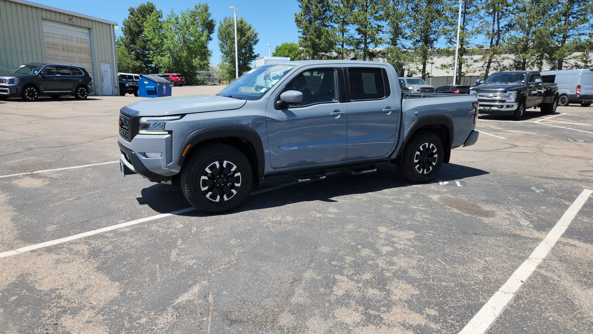 Used 2023 Nissan Frontier PRO-4X w/ Pro Convenience Package AWD/4WD image 5