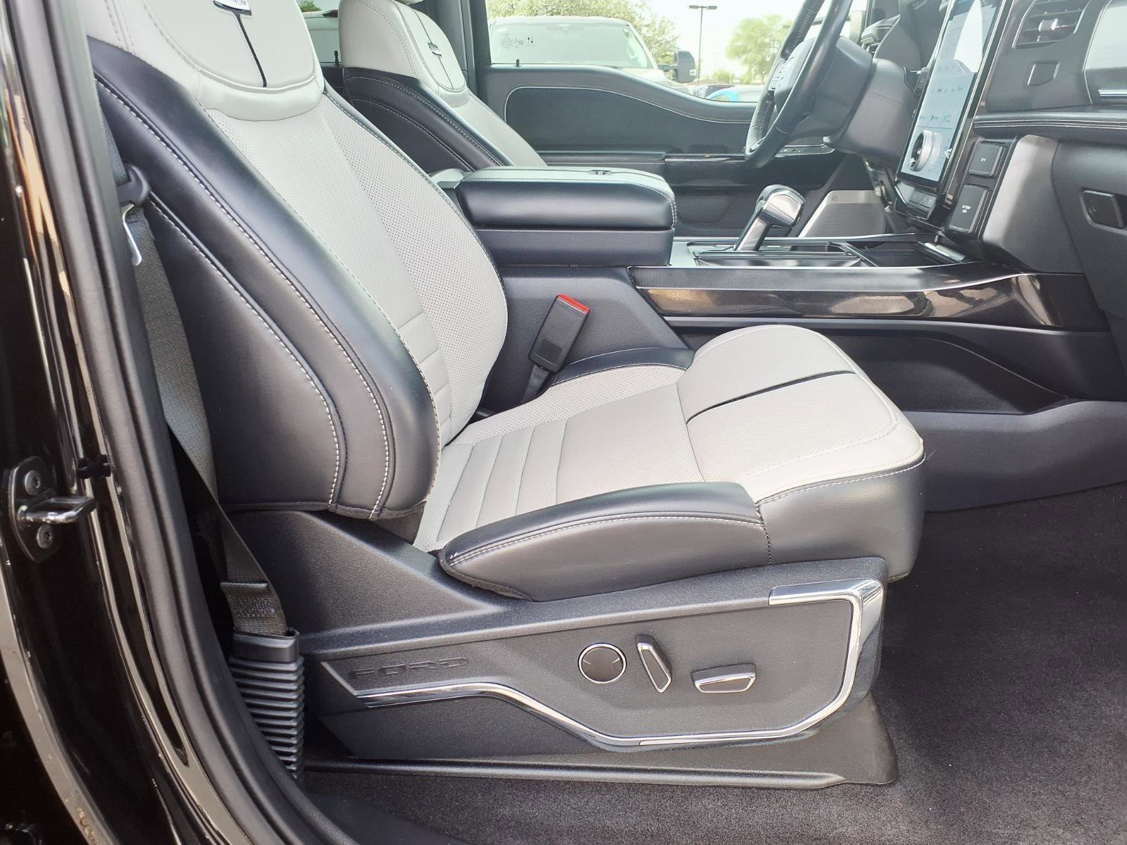 Certified 2023 Ford F150 Lightning Platinum AWD/4WD image 11