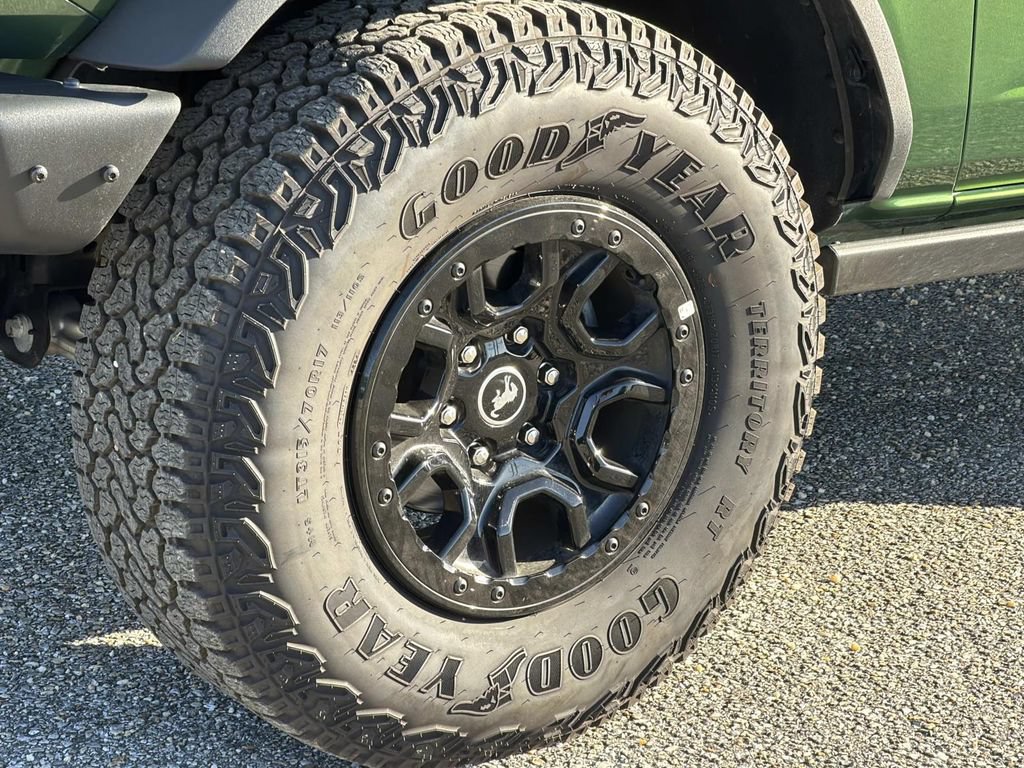 Certified 2025 Ford Bronco Badlands AWD/4WD image 9