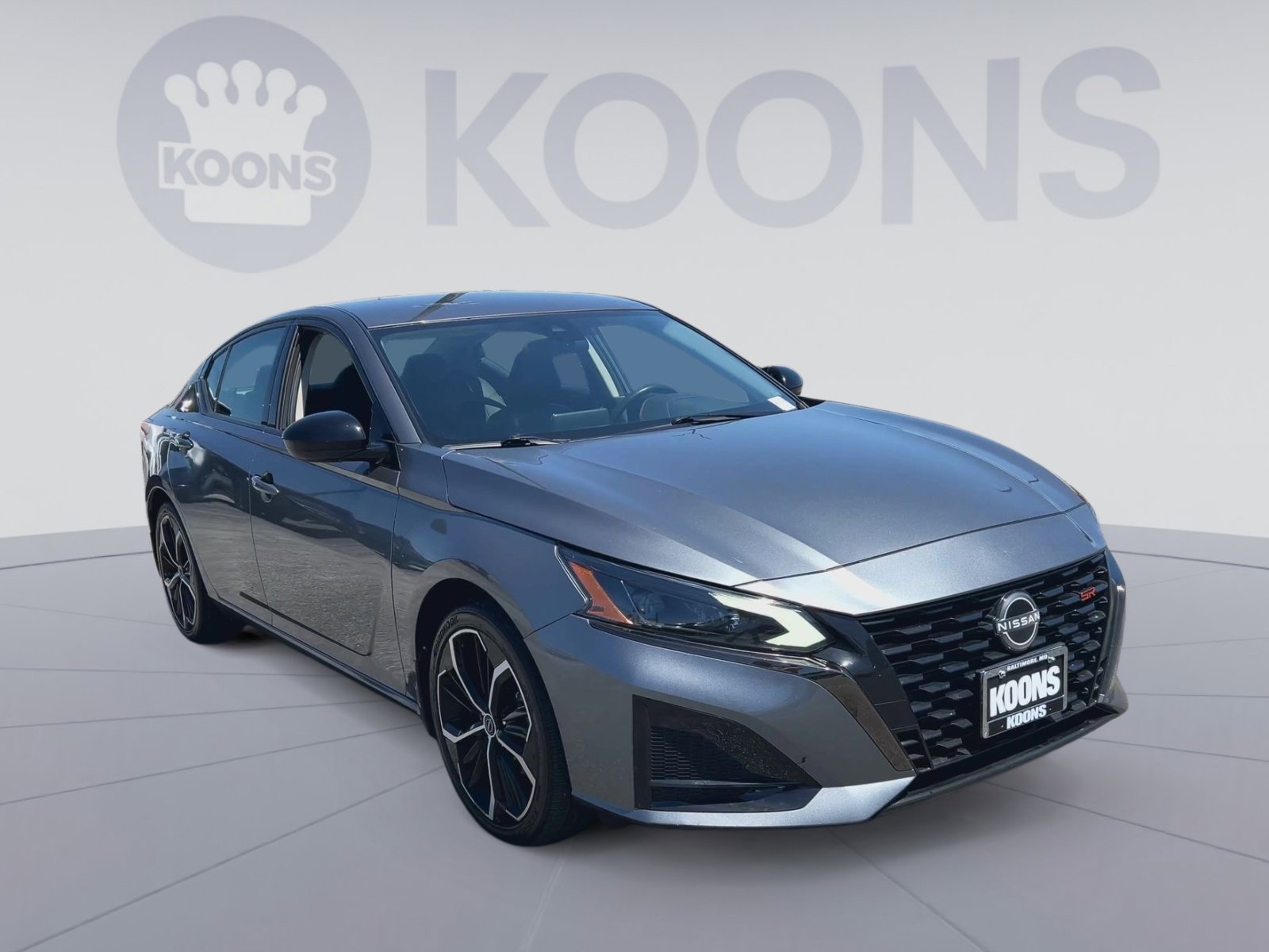 Used 2023 Nissan Altima 2.5 SR FWD image 4