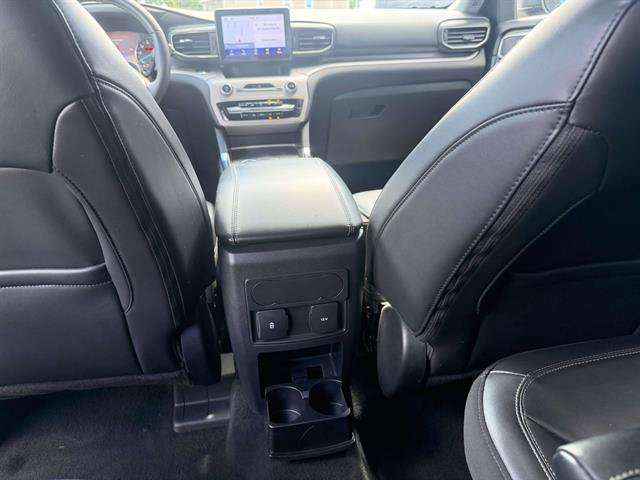 Certified 2023 Ford Explorer XLT w/ Equipment Group 202A AWD/4WD image 17