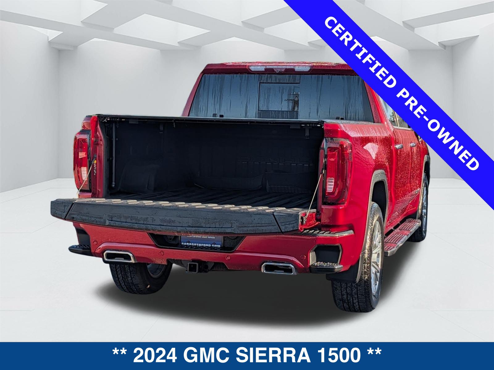 Used 2024 GMC Sierra 1500 Denali w/ Technology Package AWD/4WD image 14