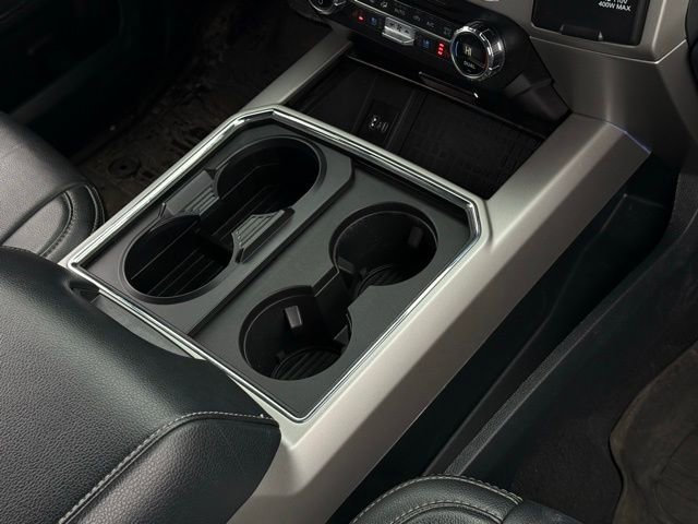 Certified 2022 Ford F350 Lariat w/ Black Appearance Package image 31