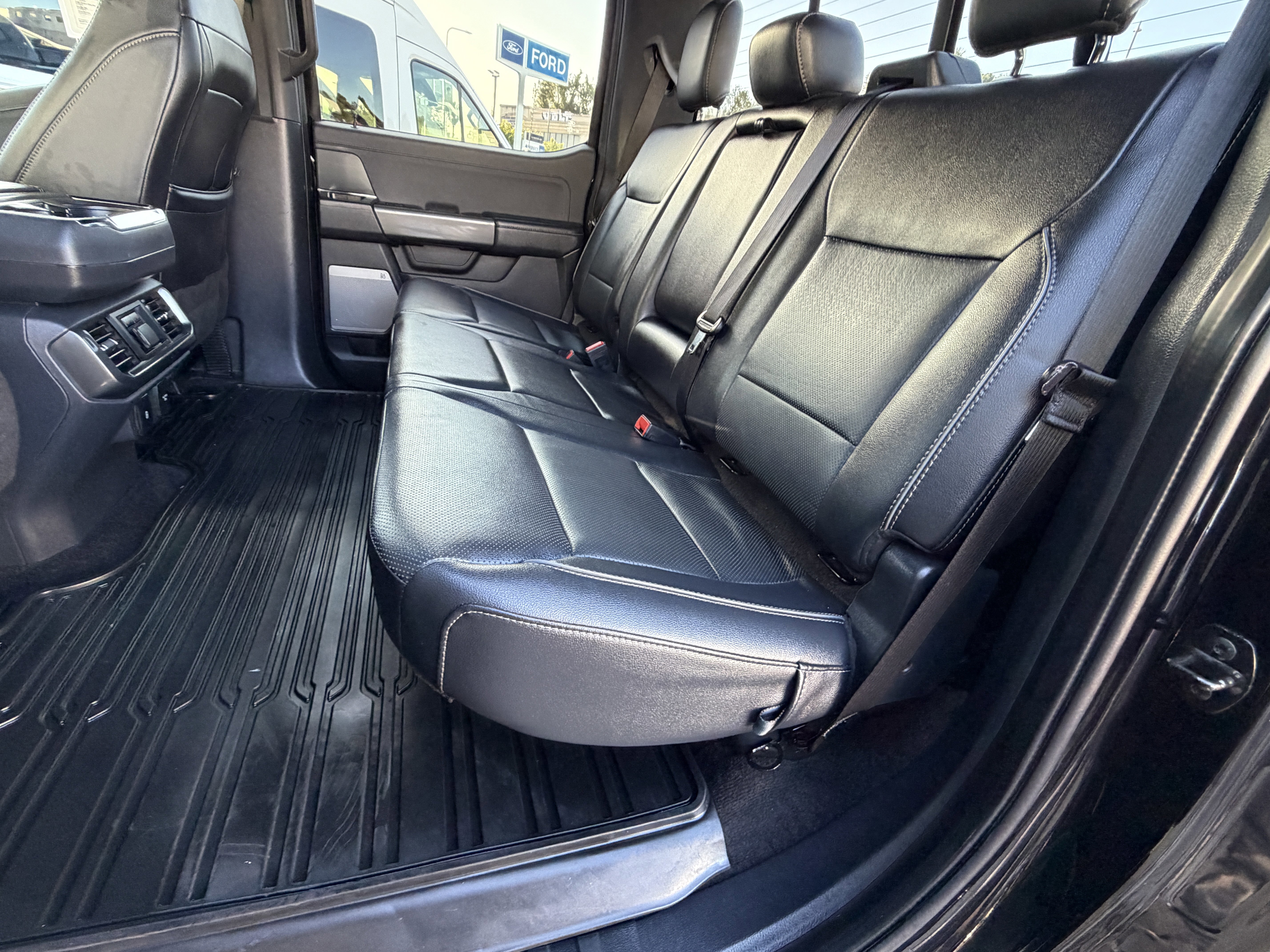 Certified 2023 Ford F150 Lariat w/ Equipment Group 502A High image 23