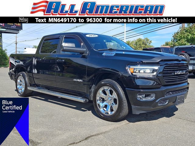 Used 2021 RAM 1500 4x4 Crew Cab image 1