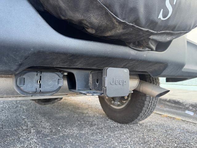 Used 2025 Jeep Wrangler Sport image 16