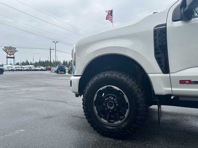 Certified 2025 Ford F350 Platinum w/ Tremor Off-Road Package AWD/4WD image 29