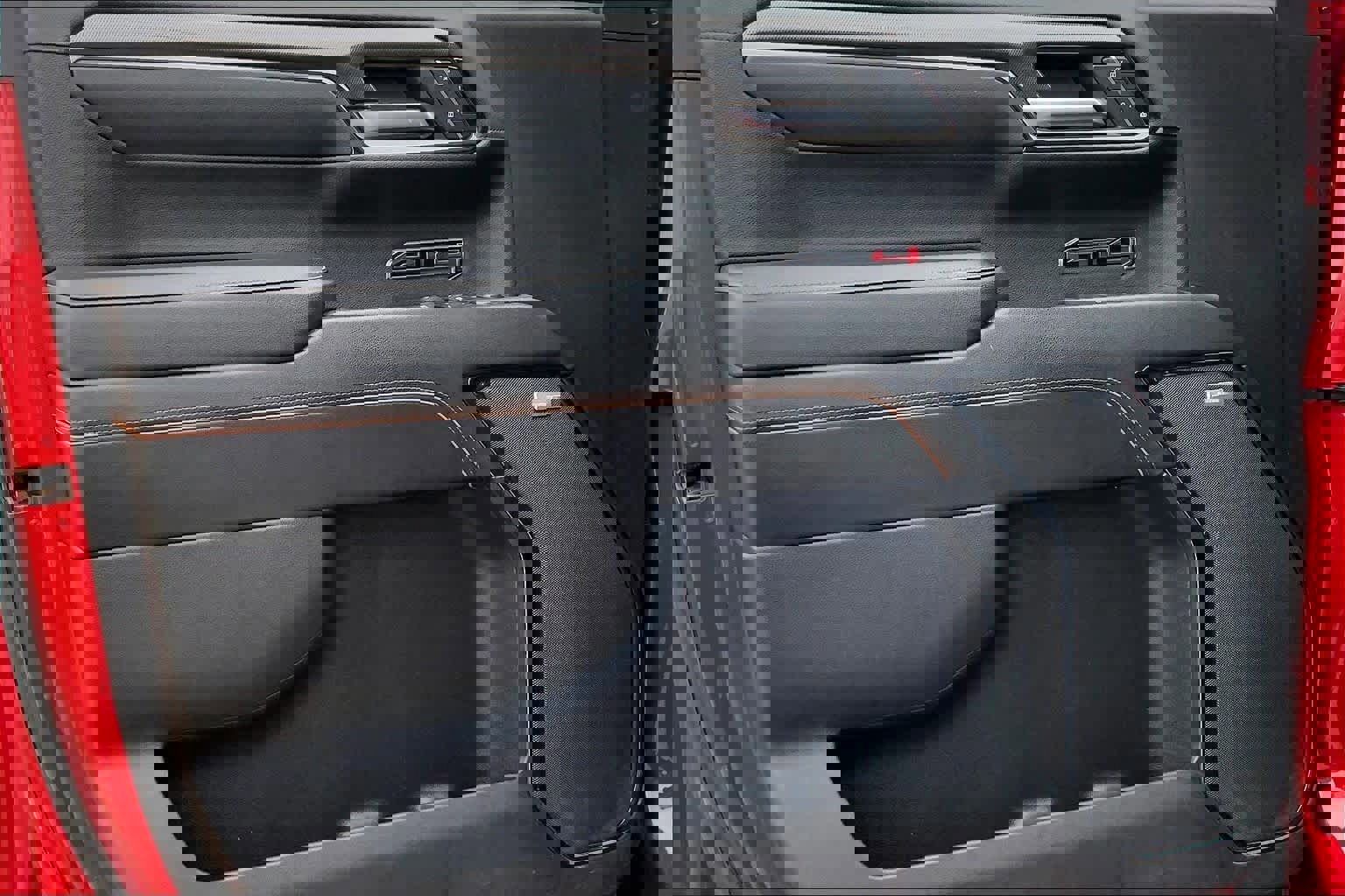 Used 2024 GMC Sierra 1500 AT4 w/ Technology Package image 21