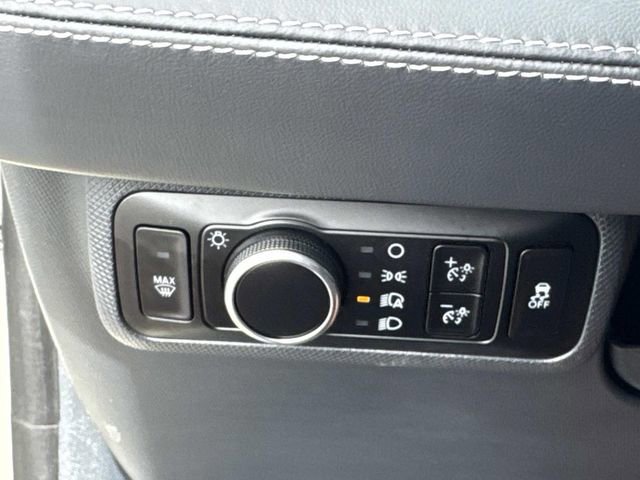 Certified 2025 Ford Mustang Mach-E Select image 19