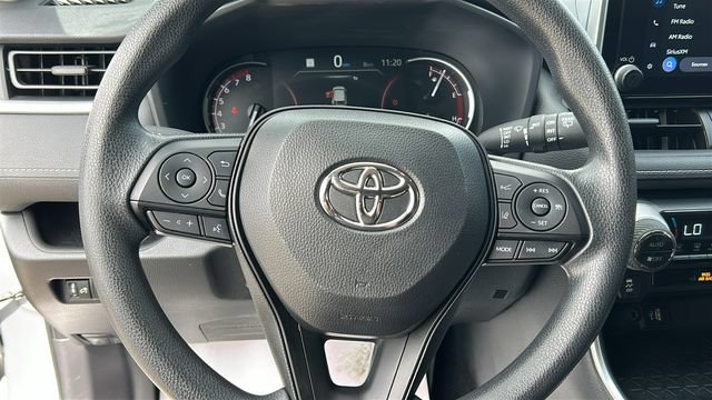 Used 2025 Toyota RAV4 XLE FWD image 19