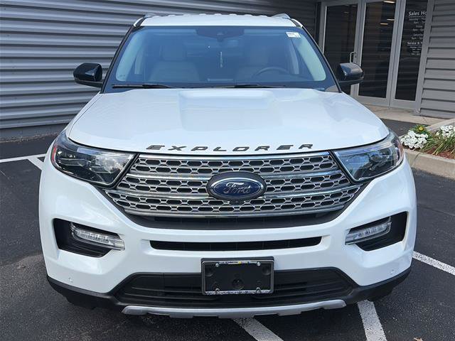 Certified 2020 Ford Explorer Limited AWD/4WD image 8