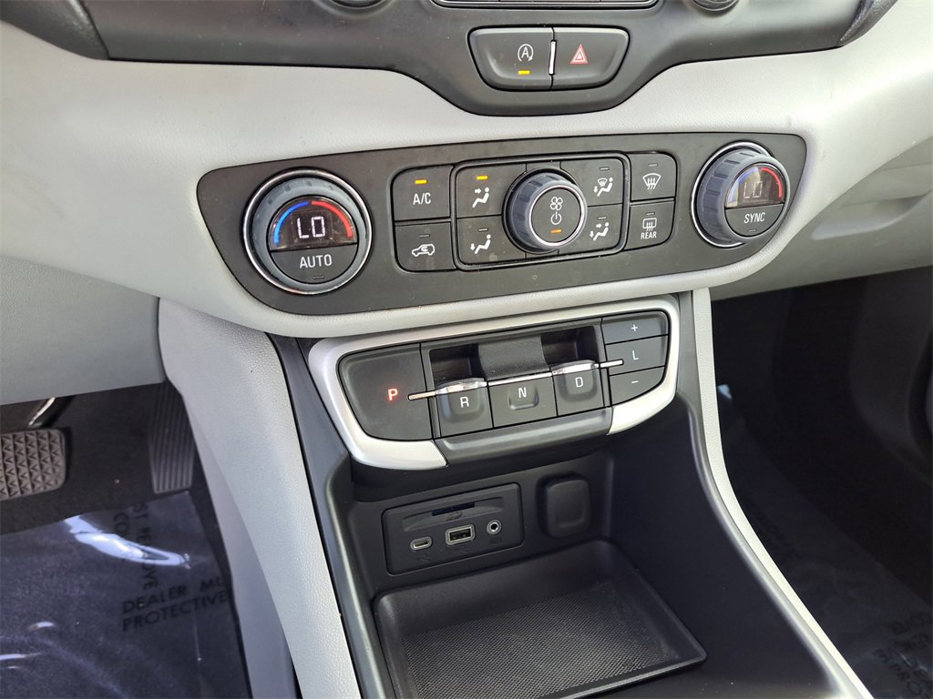 Used 2023 GMC Terrain SLT w/ Infotainment Package II image 20