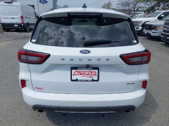 Certified 2023 Ford Escape ST-Line Select w/ Tech Pack #2 AWD/4WD image 7
