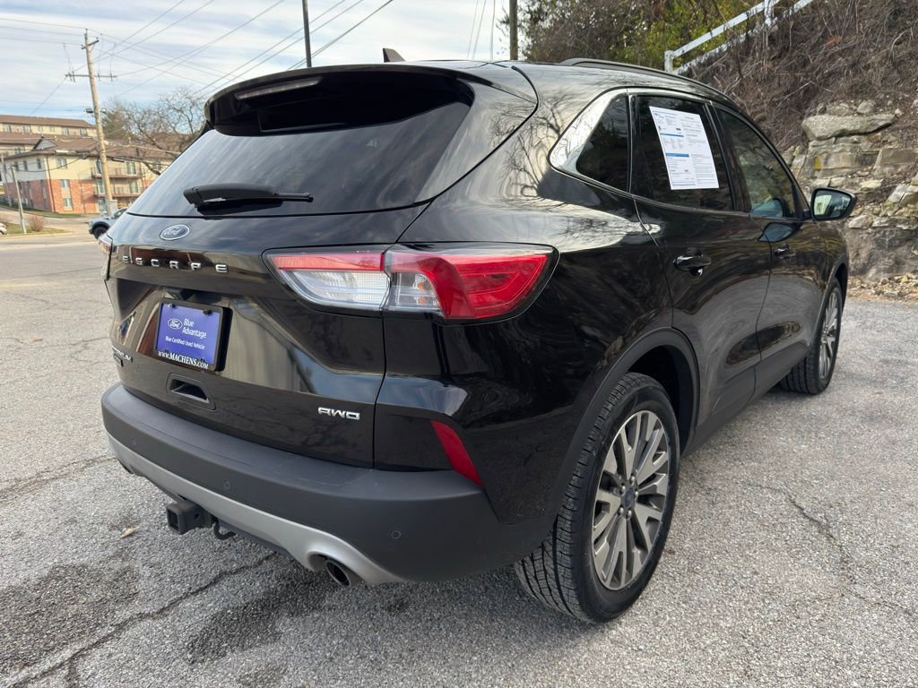 Certified 2022 Ford Escape Titanium w/ Class II Trailer Tow Package image 6