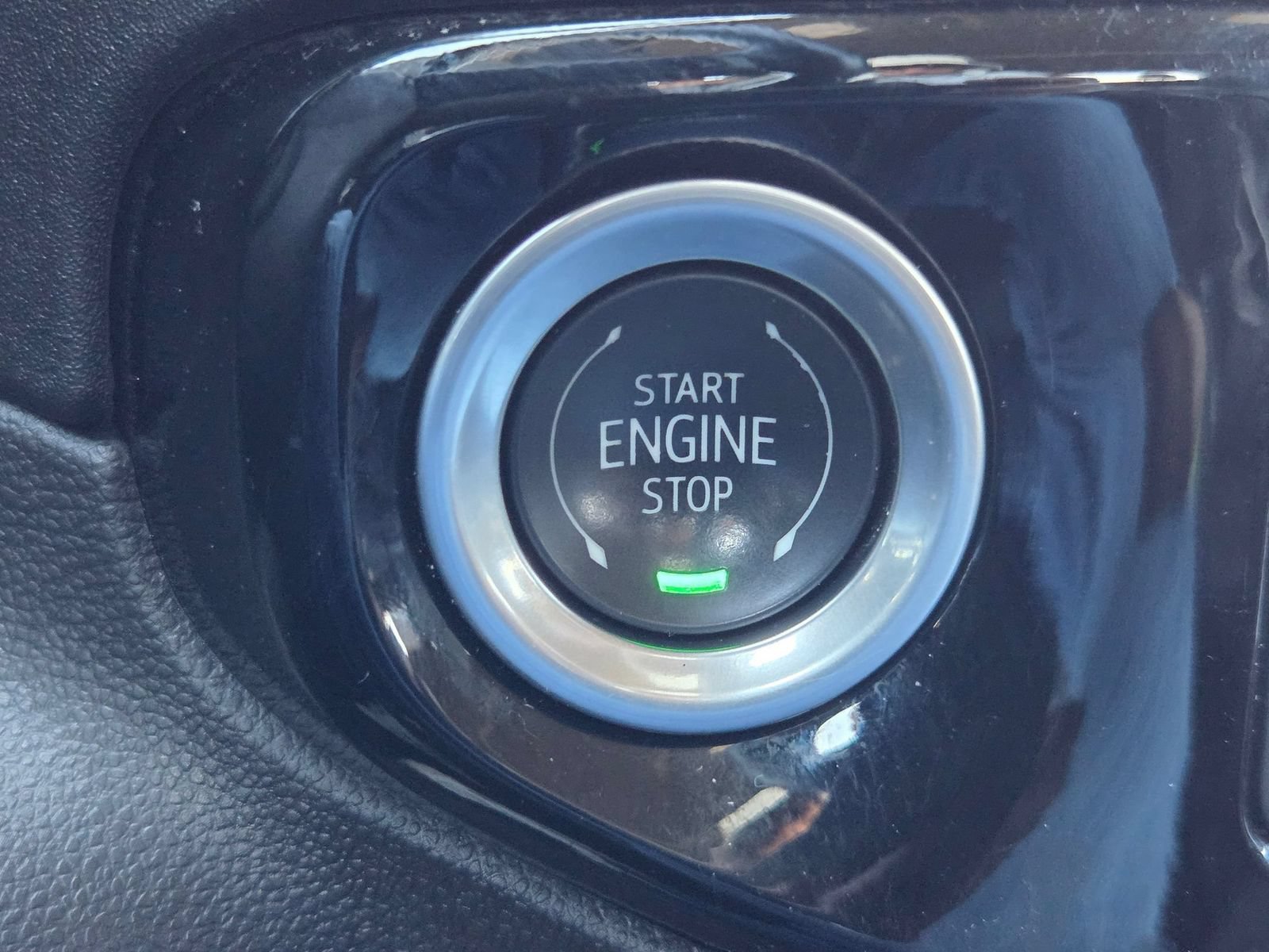 Used 2025 GMC Sierra 1500 Elevation AWD/4WD image 16