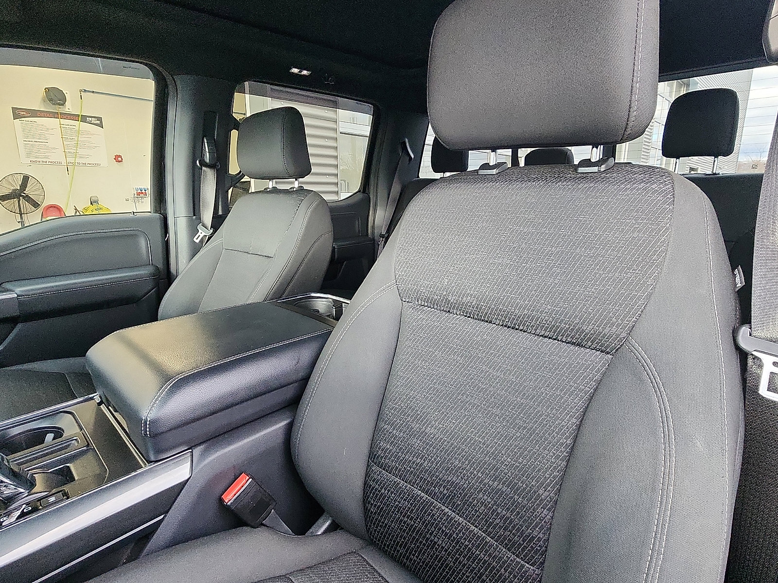 Certified 2022 Ford F150 XLT w/ Equipment Group 302A High image 22