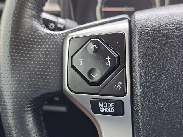 Used 2023 Toyota 4Runner Limited AWD/4WD image 36