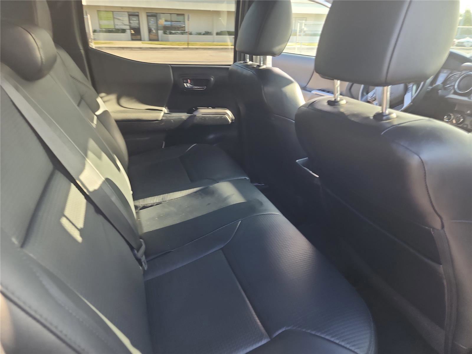 Used 2022 Toyota Tacoma TRD Sport w/ TRD Premium Sport Package image 27