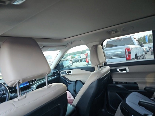 Certified 2020 Ford Explorer XLT w/ Equipment Group 202A image 14