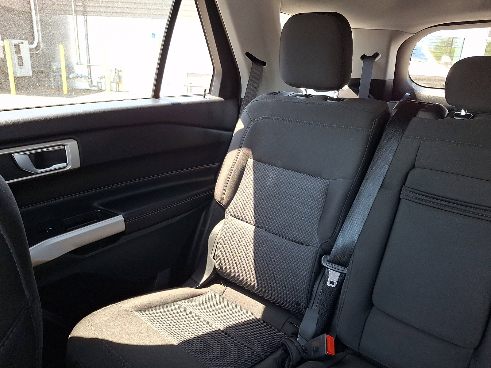 Certified 2024 Ford Explorer XLT AWD/4WD image 18