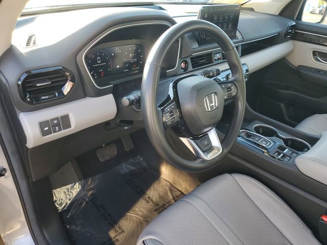 Used 2024 Honda Pilot Elite image 18