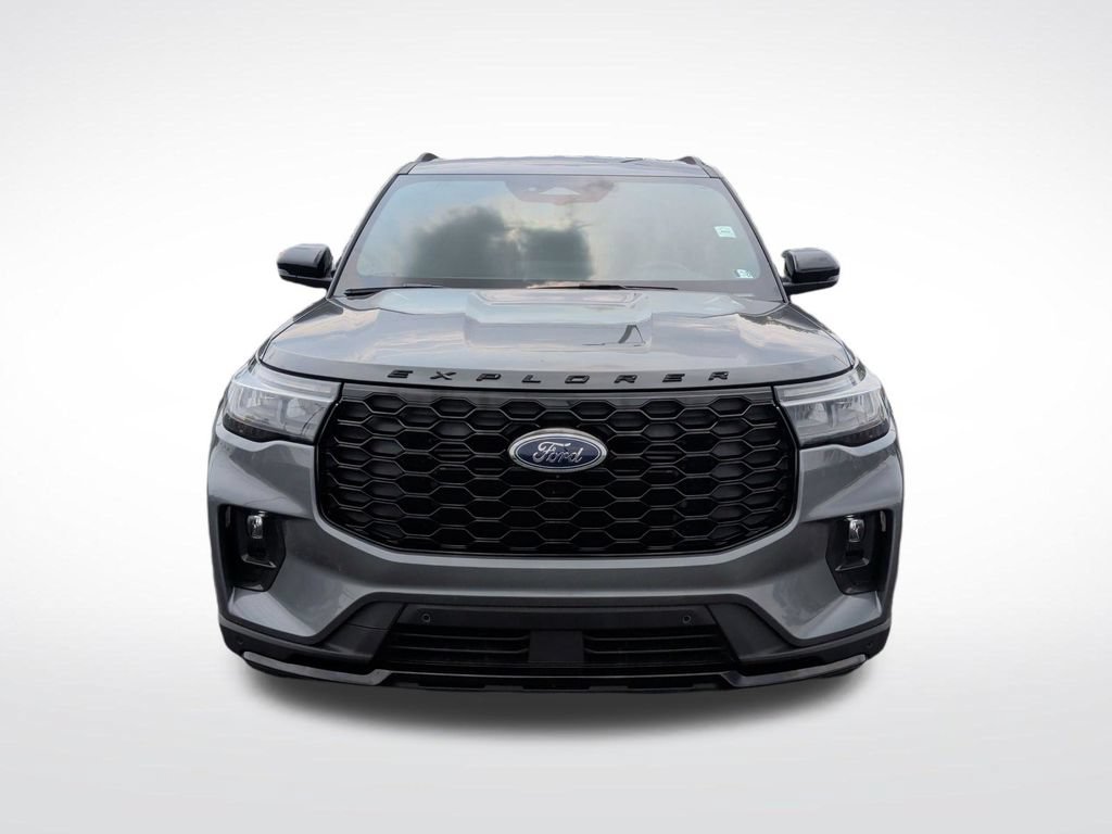 Certified 2025 Ford Explorer ST-Line w/ ST-Line Street Pack AWD/4WD image 11