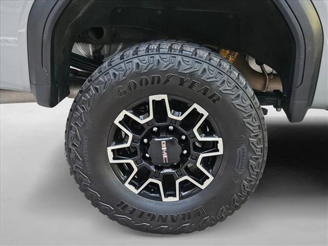 Used 2024 GMC Sierra 2500 AT4X AWD/4WD image 22