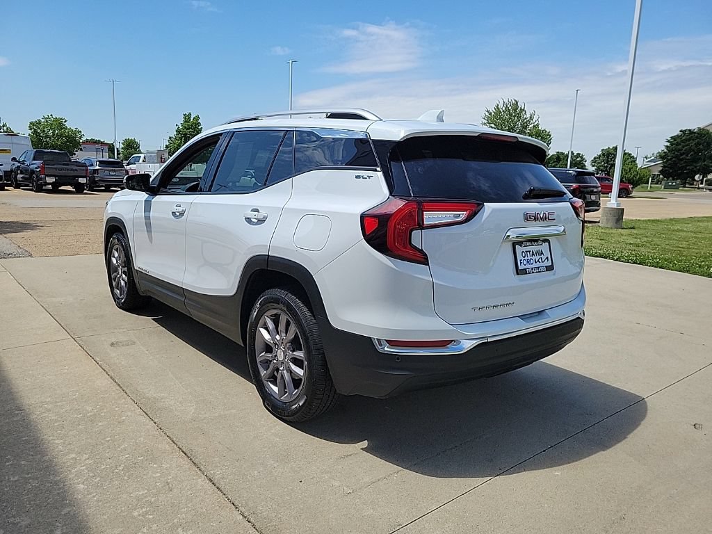 Used 2023 GMC Terrain SLT FWD image 7