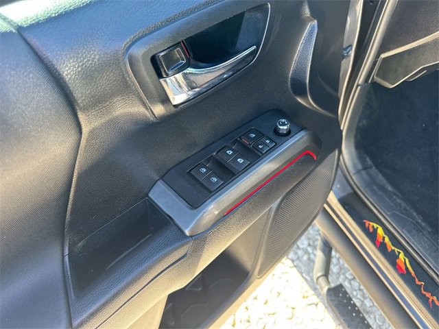 Used 2017 Toyota Tacoma TRD Off-Road image 20