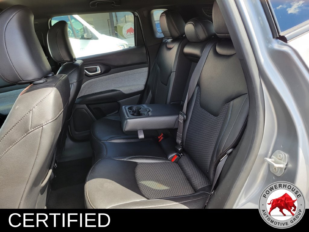 Used 2024 Jeep Compass Latitude AWD/4WD image 16