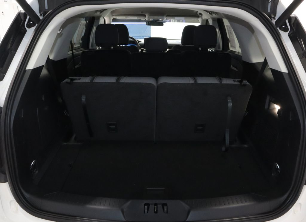 Certified 2025 Ford Explorer Active AWD/4WD image 14