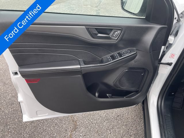 Certified 2025 Ford Escape Active AWD/4WD image 10