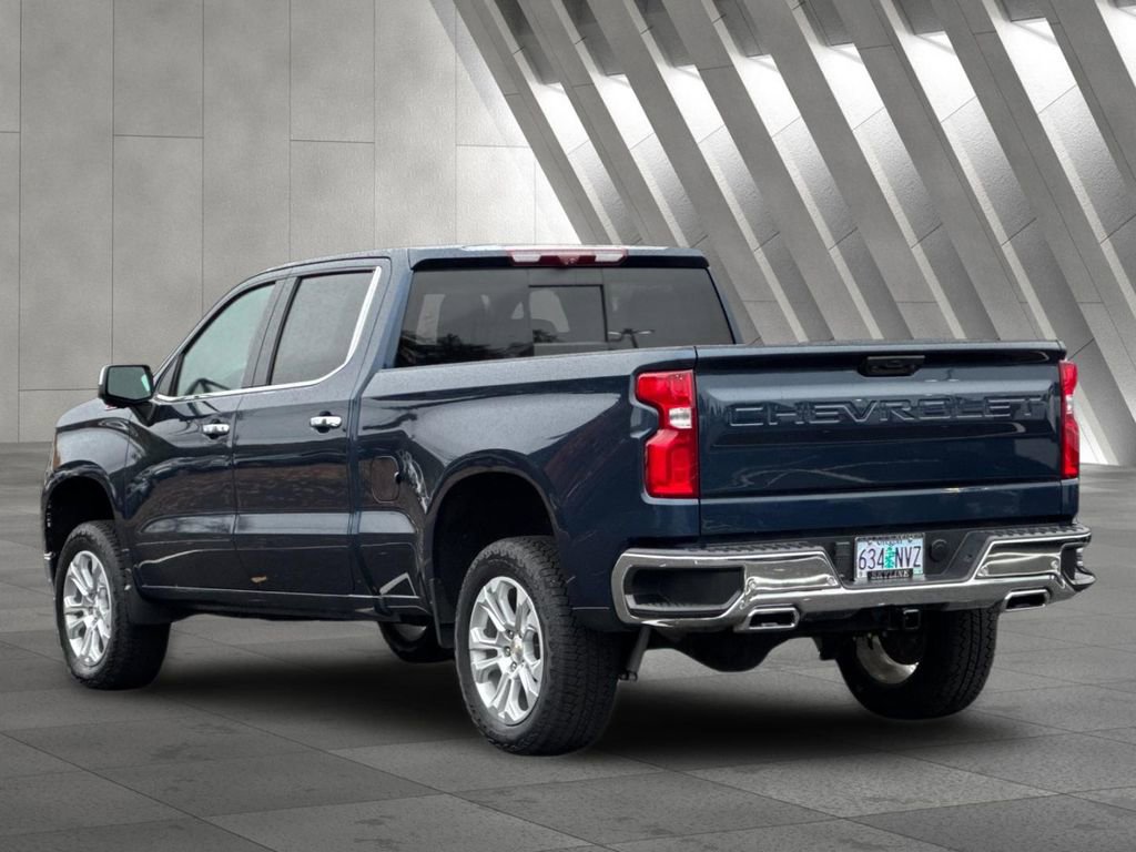 Used 2022 Chevrolet Silverado 1500 LTZ w/ Technology Package AWD/4WD image 5