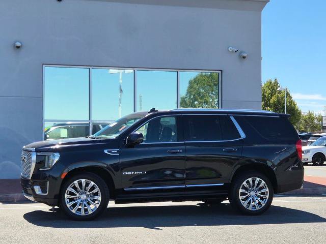 Used 2023 GMC Yukon Denali RWD image 7