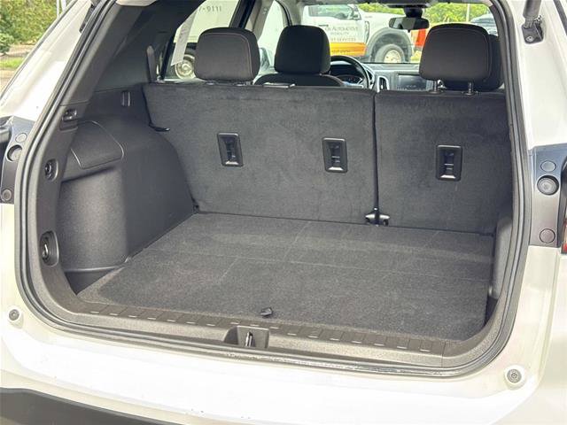 Used 2024 Chevrolet Equinox LT AWD/4WD image 12