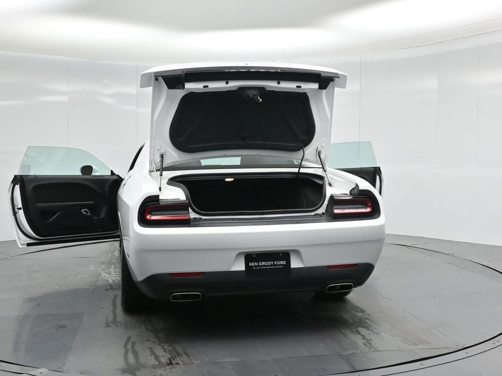 Used 2020 Dodge Challenger SXT image 46