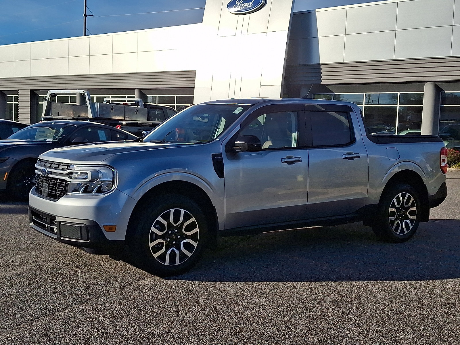 Certified 2024 Ford Maverick Lariat image 5