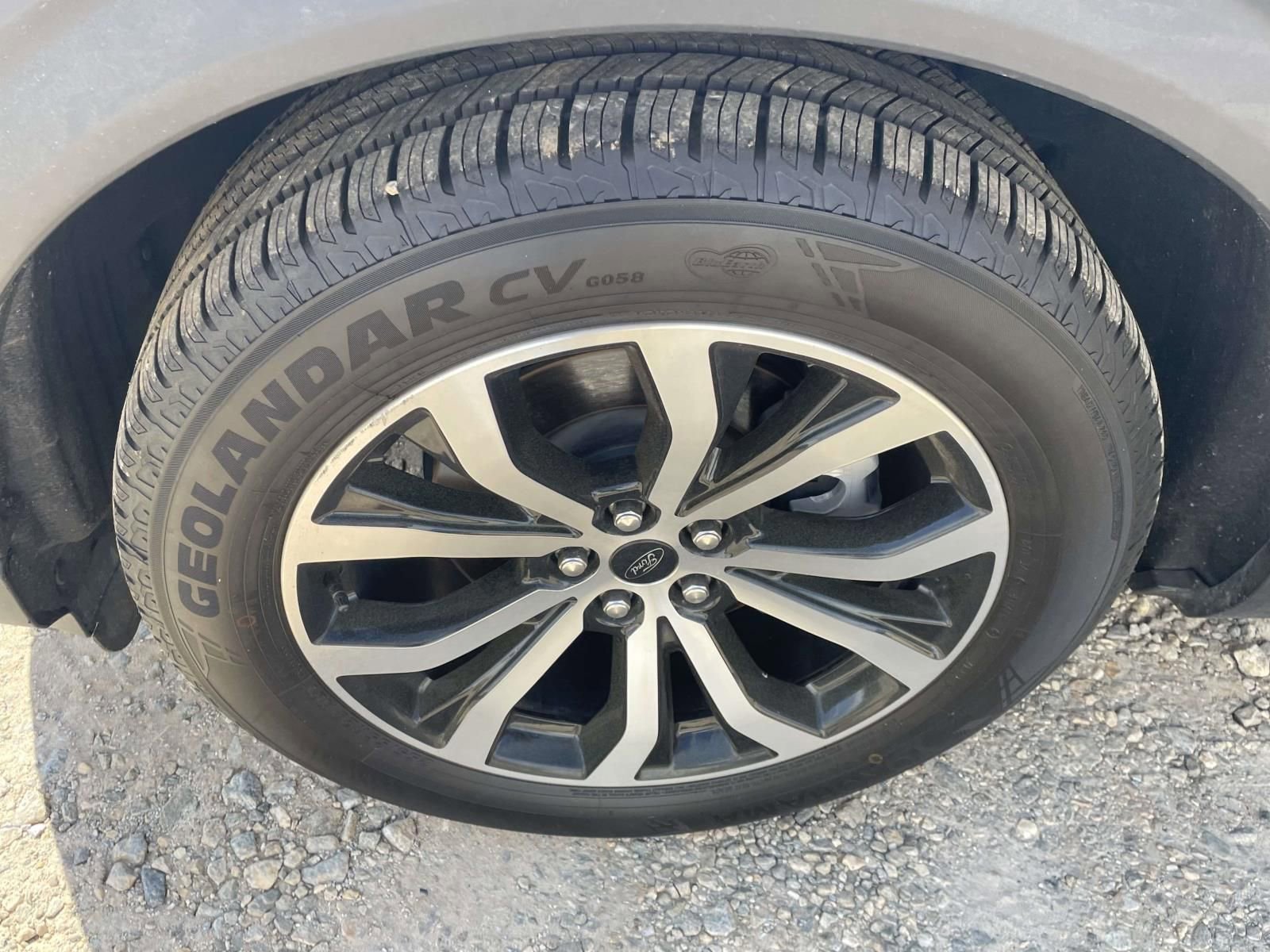 Certified 2023 Ford Explorer ST-Line w/ Class IV Trailer Tow Package image 10