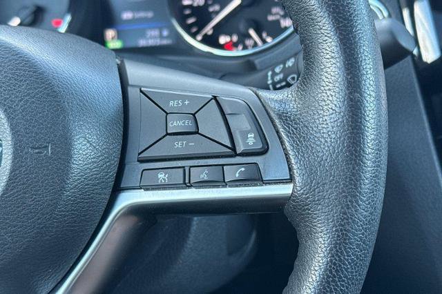 Used 2019 Nissan Rogue SV w/ Premium Package image 29