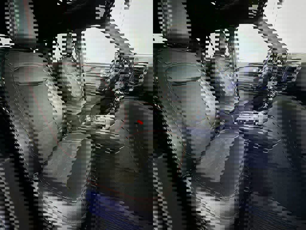 Certified 2022 Ford Explorer ST-Line w/ Class IV Trailer Tow Package image 19